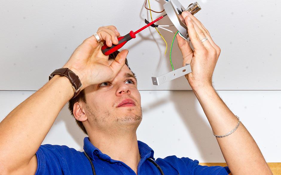 besoin d'un électricien Saint-Cyr-l'École